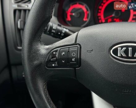 Серый Киа Сид, объемом двигателя 1.6 л и пробегом 224 тыс. км за 7490 $, фото 30 на Automoto.ua
