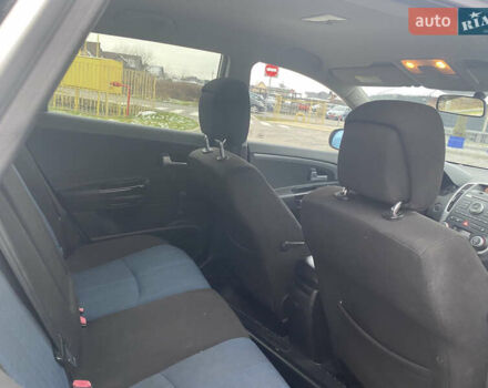 Сірий Кіа Сід, об'ємом двигуна 1.58 л та пробігом 284 тис. км за 5600 $, фото 5 на Automoto.ua