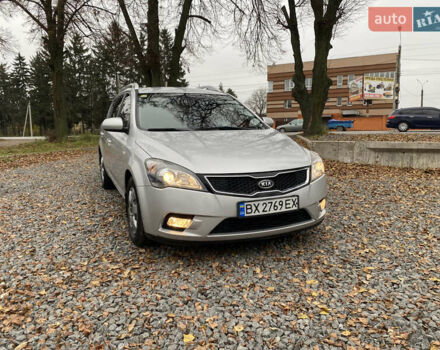 Серый Киа Сид, объемом двигателя 1.58 л и пробегом 204 тыс. км за 6299 $, фото 13 на Automoto.ua