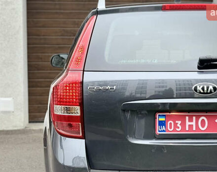 Серый Киа Сид, объемом двигателя 1.6 л и пробегом 263 тыс. км за 6750 $, фото 16 на Automoto.ua