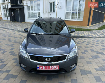 Сірий Кіа Сід, об'ємом двигуна 1.4 л та пробігом 221 тис. км за 6650 $, фото 7 на Automoto.ua