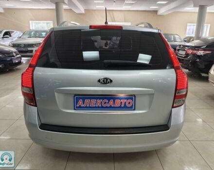 Серый Киа Сид, объемом двигателя 1.4 л и пробегом 183 тыс. км за 6700 $, фото 4 на Automoto.ua