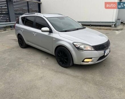 Сірий Кіа Сід, об'ємом двигуна 1.58 л та пробігом 263 тис. км за 5999 $, фото 1 на Automoto.ua