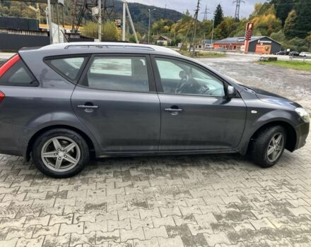 Киа Сид 2010 в Стрые на Automoto.ua Серый Киа Сид, объемом двигателя 1.6 л и пробегом 284 тыс. км за 3800 $, фото 4 на Automoto.ua