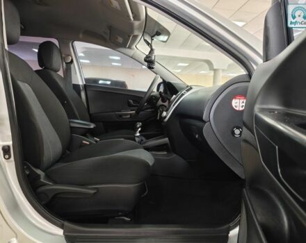 Серый Киа Сид, объемом двигателя 1.4 л и пробегом 183 тыс. км за 6700 $, фото 6 на Automoto.ua