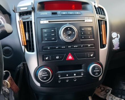 Сірий Кіа Сід, об'ємом двигуна 1.6 л та пробігом 269 тис. км за 3200 $, фото 4 на Automoto.ua