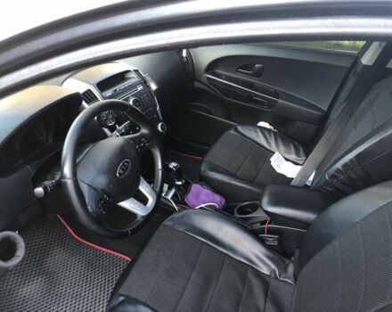 Серый Киа Сид, объемом двигателя 1.6 л и пробегом 225 тыс. км за 6000 $, фото 4 на Automoto.ua