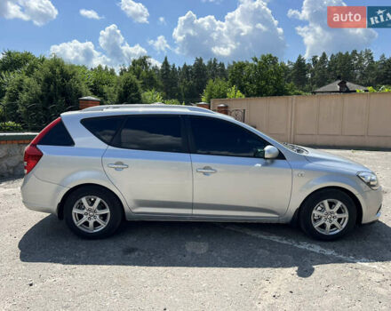 Серый Киа Сид, объемом двигателя 1.4 л и пробегом 234 тыс. км за 6000 $, фото 9 на Automoto.ua