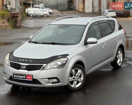 Серый Киа Сид, объемом двигателя 1.6 л и пробегом 224 тыс. км за 7490 $, фото 1 на Automoto.ua