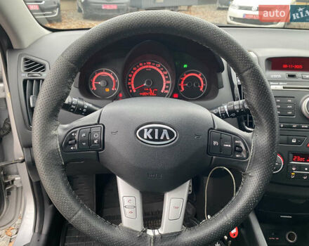 Серый Киа Сид, объемом двигателя 1.58 л и пробегом 204 тыс. км за 6299 $, фото 22 на Automoto.ua