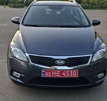 Сірий Кіа Сід, об'ємом двигуна 1.6 л та пробігом 103 тис. км за 7800 $, фото 1 на Automoto.ua