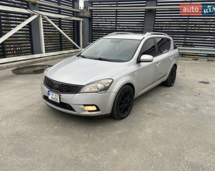 Серый Киа Сид, объемом двигателя 1.58 л и пробегом 263 тыс. км за 5999 $, фото 1 на Automoto.ua