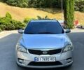 Серый Киа Сид, объемом двигателя 1.6 л и пробегом 270 тыс. км за 7000 $, фото 1 на Automoto.ua
