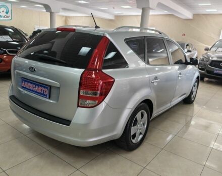 Серый Киа Сид, объемом двигателя 1.4 л и пробегом 183 тыс. км за 6700 $, фото 5 на Automoto.ua