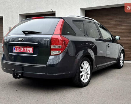 Серый Киа Сид, объемом двигателя 1.6 л и пробегом 263 тыс. км за 6750 $, фото 14 на Automoto.ua