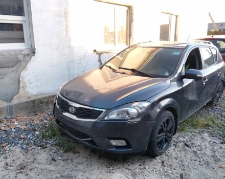 Сірий Кіа Сід, об'ємом двигуна 1.6 л та пробігом 269 тис. км за 3200 $, фото 19 на Automoto.ua