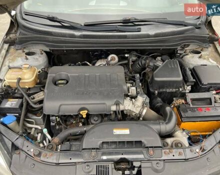 Сірий Кіа Сід, об'ємом двигуна 1.58 л та пробігом 263 тис. км за 5999 $, фото 14 на Automoto.ua