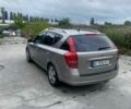 Серый Киа Сид, объемом двигателя 1.6 л и пробегом 300 тыс. км за 6798 $, фото 3 на Automoto.ua
