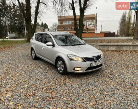 Серый Киа Сид, объемом двигателя 1.58 л и пробегом 204 тыс. км за 6299 $, фото 12 на Automoto.ua