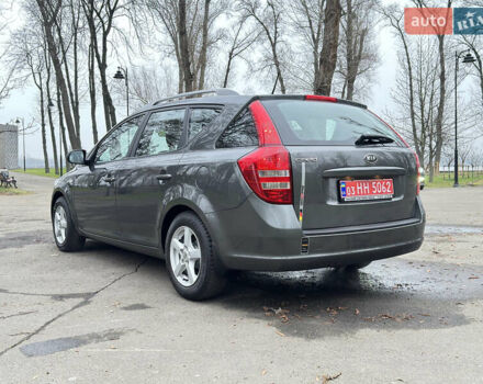 Серый Киа Сид, объемом двигателя 1.59 л и пробегом 187 тыс. км за 6700 $, фото 14 на Automoto.ua