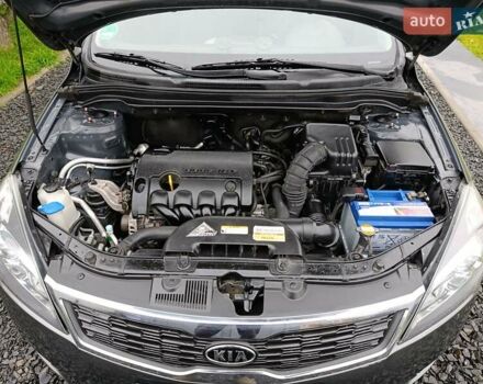 Серый Киа Сид, объемом двигателя 1.4 л и пробегом 187 тыс. км за 6200 $, фото 21 на Automoto.ua