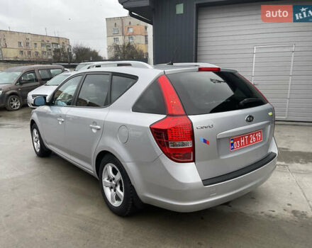 Серый Киа Сид, объемом двигателя 1.59 л и пробегом 207 тыс. км за 6700 $, фото 11 на Automoto.ua