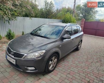 Серый Киа Сид, объемом двигателя 1.58 л и пробегом 241 тыс. км за 5700 $, фото 8 на Automoto.ua