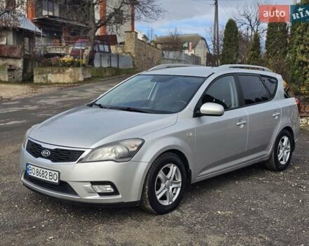 Серый Киа Сид, объемом двигателя 1.6 л и пробегом 190 тыс. км за 7200 $, фото 6 на Automoto.ua