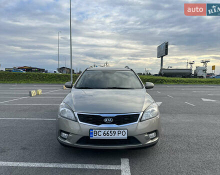 Серый Киа Сид, объемом двигателя 1.59 л и пробегом 192 тыс. км за 6500 $, фото 2 на Automoto.ua
