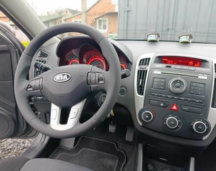 Сірий Кіа Сід, об'ємом двигуна 1.4 л та пробігом 187 тис. км за 6300 $, фото 8 на Automoto.ua