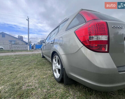 Серый Киа Сид, объемом двигателя 1.6 л и пробегом 238 тыс. км за 6800 $, фото 3 на Automoto.ua