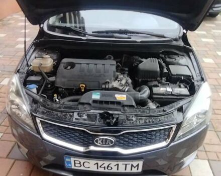 Серый Киа Сид, объемом двигателя 1.58 л и пробегом 142 тыс. км за 6800 $, фото 5 на Automoto.ua