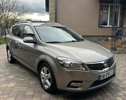 Киа Сид 2011 в Калуше на Automoto.ua Серый Киа Сид, объемом двигателя 1.6 л и пробегом 225 тыс. км за 6200 $, фото 1 на Automoto.ua