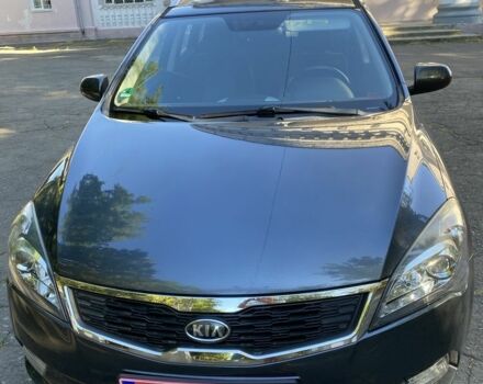Серый Киа Сид, объемом двигателя 1.4 л и пробегом 181 тыс. км за 6500 $, фото 3 на Automoto.ua