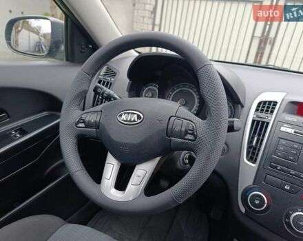Серый Киа Сид, объемом двигателя 1.4 л и пробегом 187 тыс. км за 5999 $, фото 24 на Automoto.ua