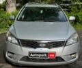 Серый Киа Сид, объемом двигателя 1.6 л и пробегом 205 тыс. км за 7690 $, фото 1 на Automoto.ua
