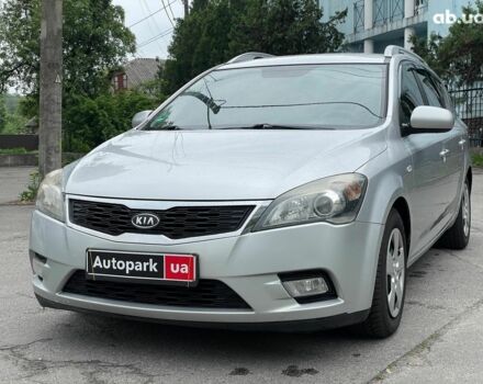 Серый Киа Сид, объемом двигателя 1.4 л и пробегом 298 тыс. км за 7290 $, фото 1 на Automoto.ua
