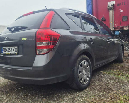 Серый Киа Сид, объемом двигателя 1.6 л и пробегом 223 тыс. км за 7400 $, фото 4 на Automoto.ua