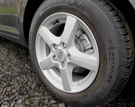 Сірий Кіа Сід, об'ємом двигуна 1.4 л та пробігом 187 тис. км за 6300 $, фото 20 на Automoto.ua