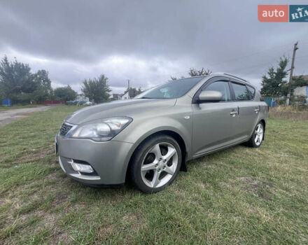 Серый Киа Сид, объемом двигателя 1.6 л и пробегом 238 тыс. км за 6800 $, фото 1 на Automoto.ua