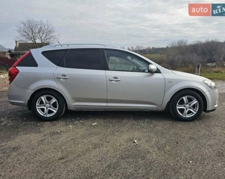 Серый Киа Сид, объемом двигателя 1.6 л и пробегом 190 тыс. км за 7200 $, фото 8 на Automoto.ua