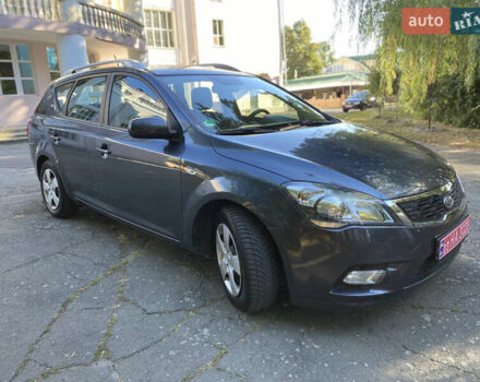 Серый Киа Сид, объемом двигателя 1.4 л и пробегом 181 тыс. км за 6500 $, фото 2 на Automoto.ua