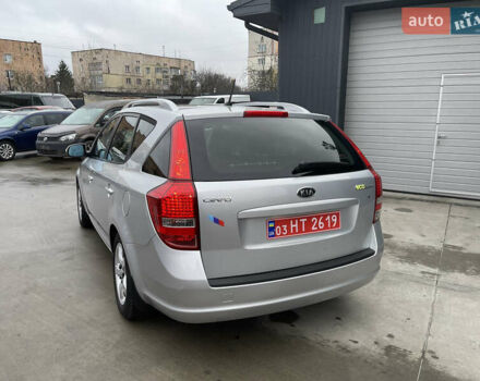 Серый Киа Сид, объемом двигателя 1.59 л и пробегом 207 тыс. км за 6700 $, фото 12 на Automoto.ua