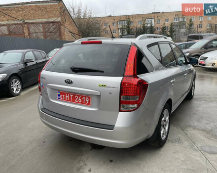 Серый Киа Сид, объемом двигателя 1.59 л и пробегом 207 тыс. км за 6700 $, фото 15 на Automoto.ua