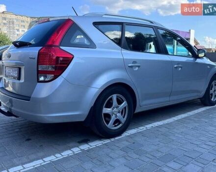 Серый Киа Сид, объемом двигателя 1.6 л и пробегом 257 тыс. км за 6850 $, фото 8 на Automoto.ua