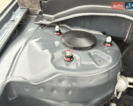 Серый Киа Сид, объемом двигателя 1.59 л и пробегом 187 тыс. км за 6700 $, фото 51 на Automoto.ua