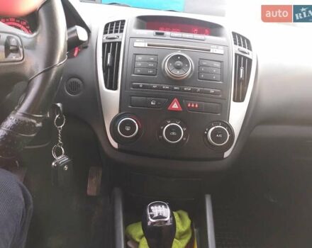 Серый Киа Сид, объемом двигателя 1.6 л и пробегом 181 тыс. км за 6500 $, фото 2 на Automoto.ua