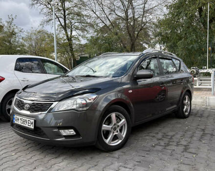 Кіа Сід 2011 у Києві на Automoto.ua Сірий Кіа Сід, об'ємом двигуна 1.58 л та пробігом 205 тис. км за 6500 $, фото 3 на Automoto.ua