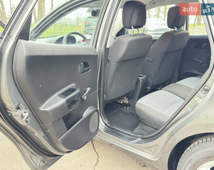 Серый Киа Сид, объемом двигателя 1.59 л и пробегом 187 тыс. км за 6700 $, фото 34 на Automoto.ua