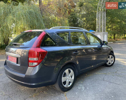 Серый Киа Сид, объемом двигателя 1.4 л и пробегом 181 тыс. км за 6500 $, фото 7 на Automoto.ua